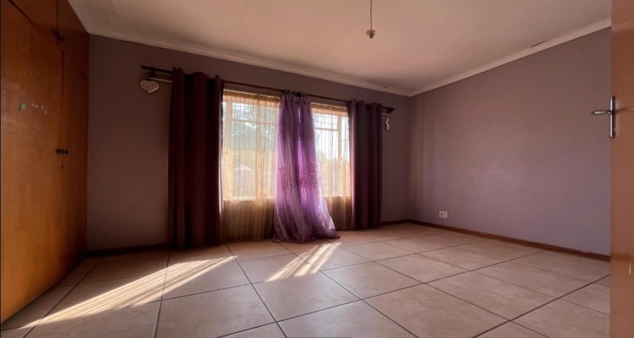 4 Bedroom Property for Sale in Meiringspark North West